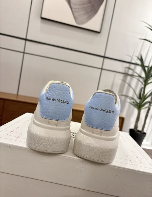 McQueen Deer Pattern Classic Versatile White Shoes