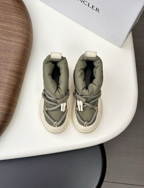 Moncler Snow Sneakers With Mesh And Rubber Sole
