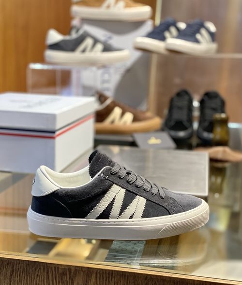 Moncler Pacey Sneakers: Leather, Fashion, Retro