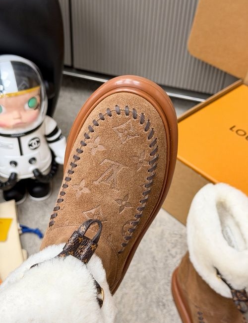Louis Vuitton LV Trainer Chunky Skate Shoes With Leather Upper