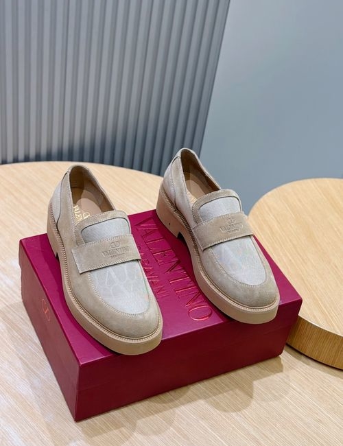 Valentino Gentleglam Derby Shoes With Mini Studs