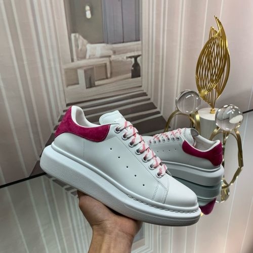 McQueen Silk Leather Upper Breathable Mesh Lining Wear-resistant Sole With Full Accessories