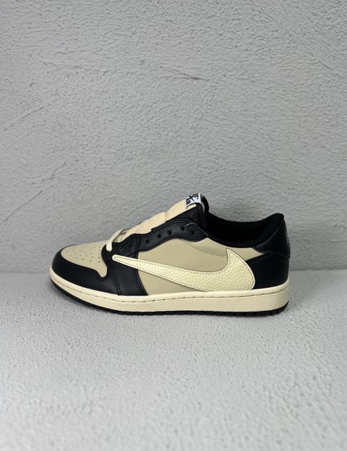 Nike Air Jordan 1 Low Retro Sneakers Beige Black