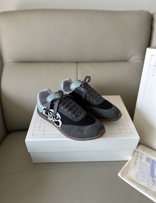 McQueen Premium Casual Sneakers With Accessories