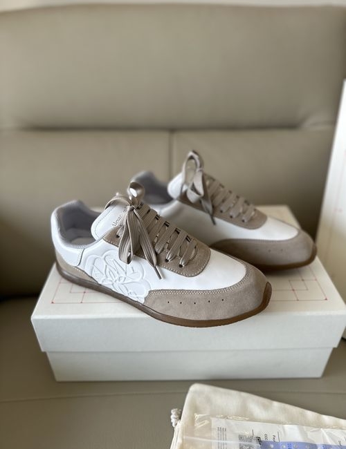 McQueen Premium Casual Sneakers With Accessories