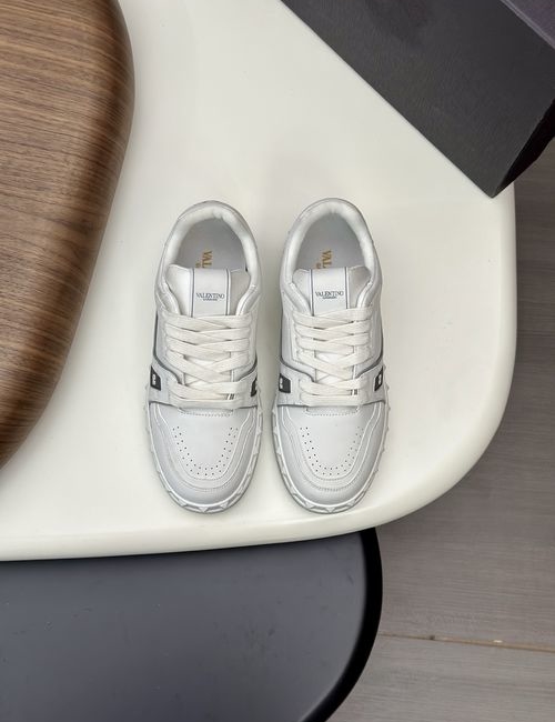 Valentino Color-block Leather Low-top Sneakers