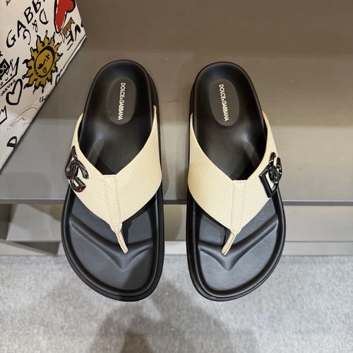 Dolce & Gabbana DG Leather Sandals With DG Buckle