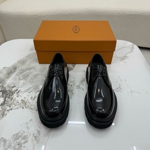 Tods Formal Leather Shoes With Classic Logo And Comfortable Sole