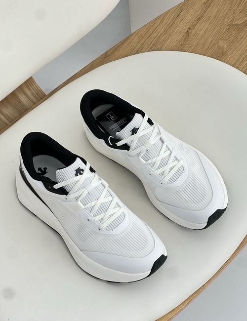 Descente Professional Racing Running Shoes
