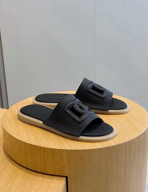 Dolce & Gabbana DG Cowhide Logo Slippers