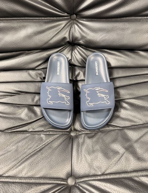 Burberry Vintage Check Slides With Rubber Sole
