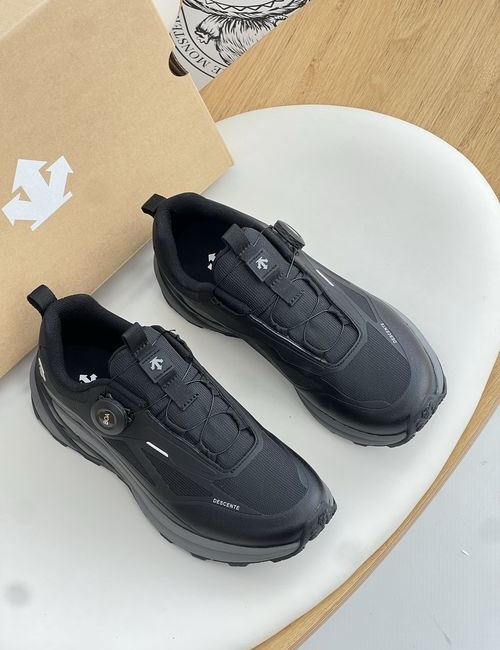 Descente Boa Knob Outdoor Hiking Shoes
