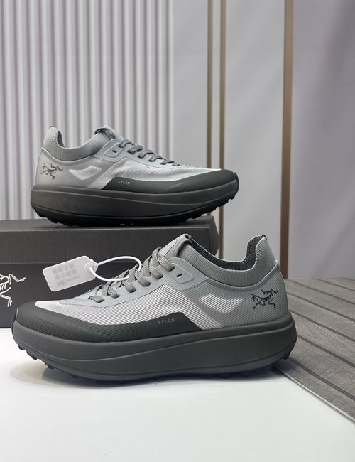 ArcTeryx Sylan Gray Outdoor Multi-Function Shoes