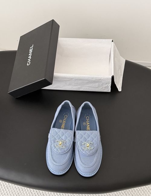 Chanel Turnlock Flats With Genuine Leather Sole