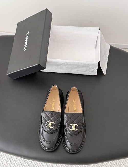 Chanel Turnlock Flats With Genuine Leather Sole