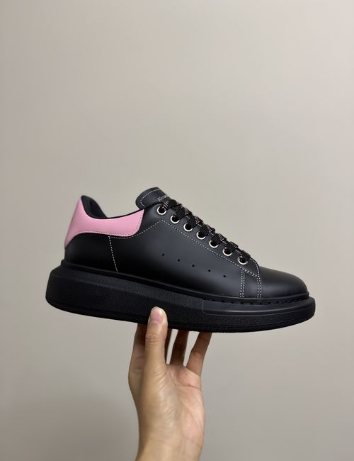 McQueen Premium Casual Sneakers With Extras