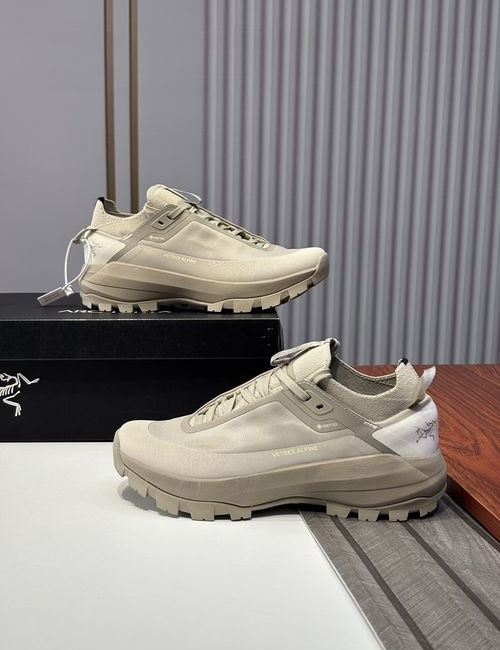 ArcTeryx Waterproof Non-slip Off-road Shoes