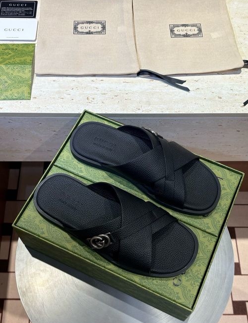 Gucci Cross Strap Sandals With Two-tone Sole