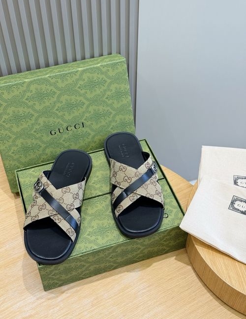 Gucci Lido Series Slides With Interlocking G