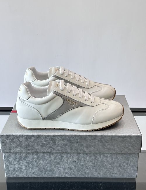 Prada Stitched Leather Comfortable Casual Sneakers