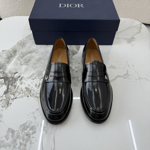 Christian Dior CD Buckle Decor Leather Shoes