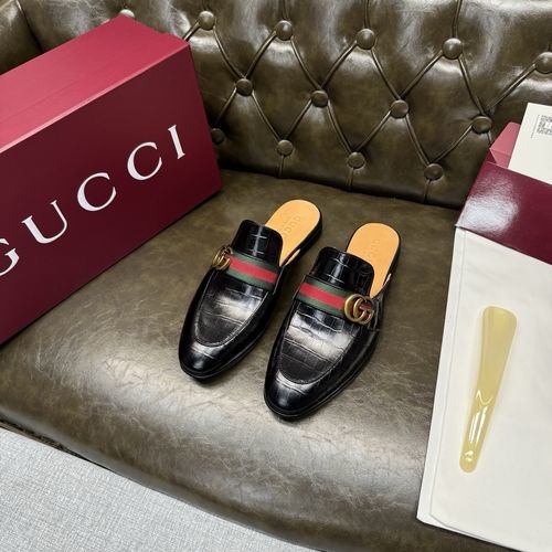 Gucci Croc-embossed Calfskin Mule Gold Buckle Apricot Lining