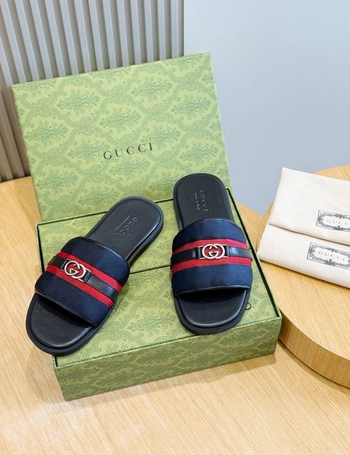 Gucci Lido Series Slides With Interlocking G
