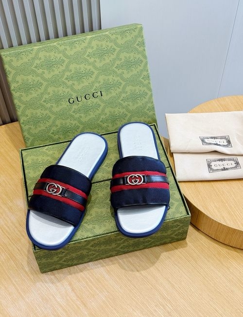 Gucci Lido Series Slides With Interlocking G