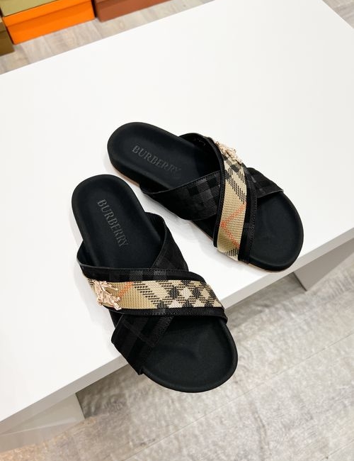 Burberry Cowhide Slides TB Logo Premium Texture