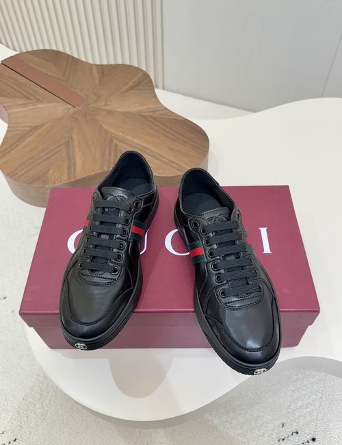 Gucci Vintage Distressed Casual Sneakers