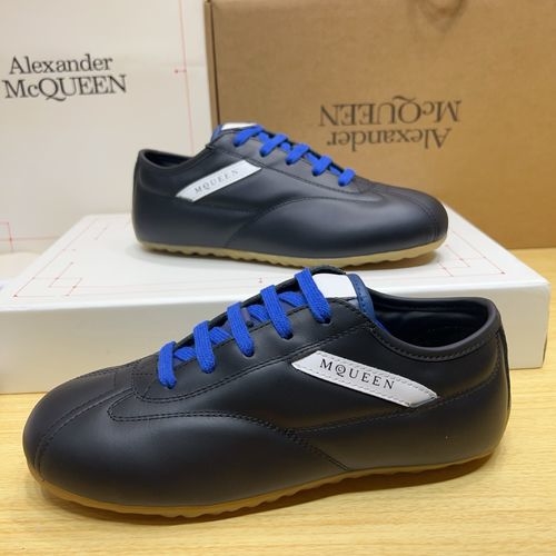 McQueen Premium Leather Trainer With Full Accessories