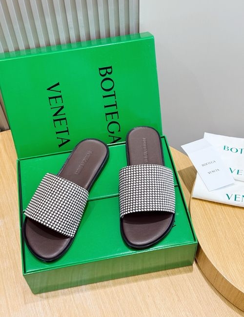 Bottega Veneta BV Woven Leather Mule Sandals With Ergonomic Sole
