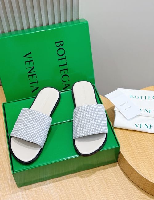 Bottega Veneta BV Woven Leather Mule Sandals With Ergonomic Sole