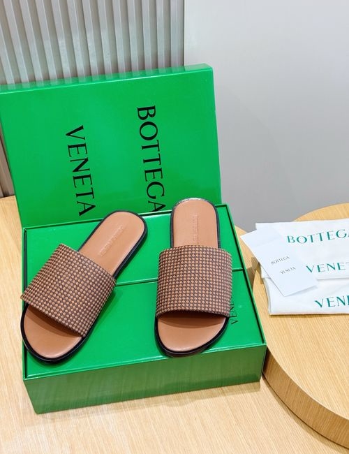 Bottega Veneta BV Woven Leather Mule Sandals With Ergonomic Sole