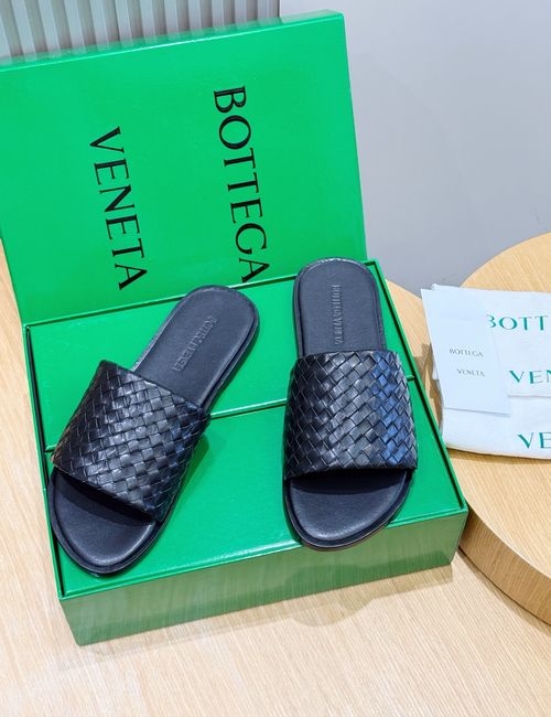 Bottega Veneta BV Woven Leather Mule Sandals With Ergonomic Sole
