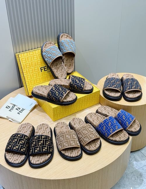 Fendi Color-block Rubber Slide Sandals With FF Pattern