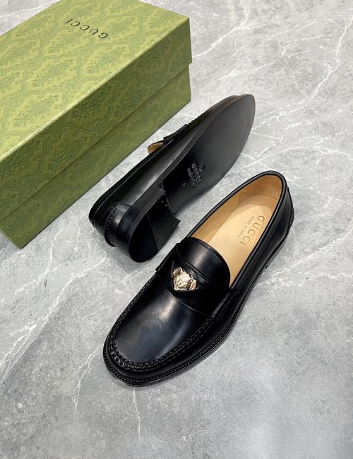 Gucci Slip-on Leather Shoes With Webbing Detail