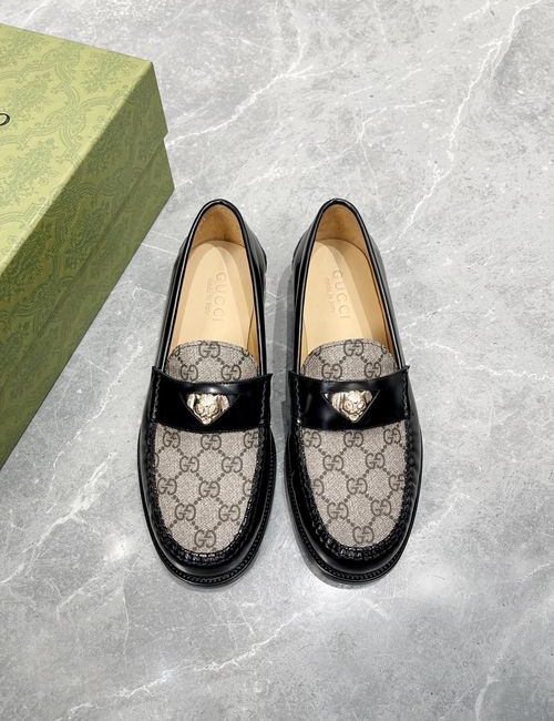 Gucci Slip-on Leather Shoes With Webbing Detail