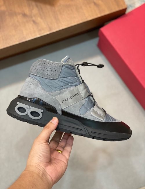 Ferragamo Calfskin Waterproof Cloth Casual Shoes