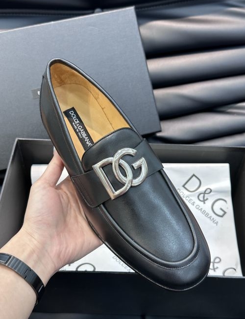 Dolce & Gabbana DG Premium Leather Dress Shoes With Exquisite Details