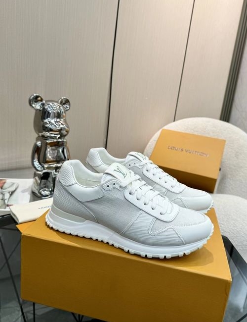 Louis Vuitton LV Stitched Leather Casual Sneakers With Rubber Sole
