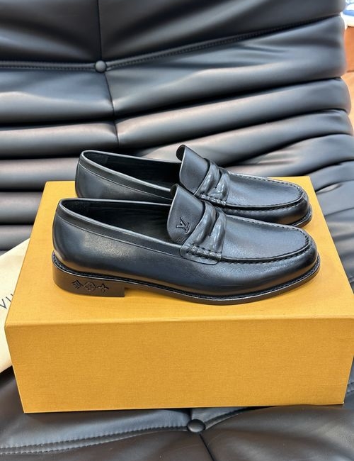 Louis Vuitton LV Premium Buckle Decor Dress Shoes