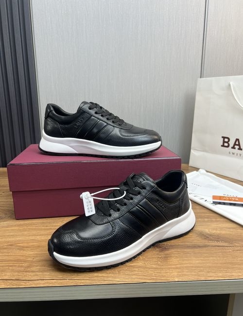 Bally Cowhide Sneakers Foam Sole Lightweight Comfortable