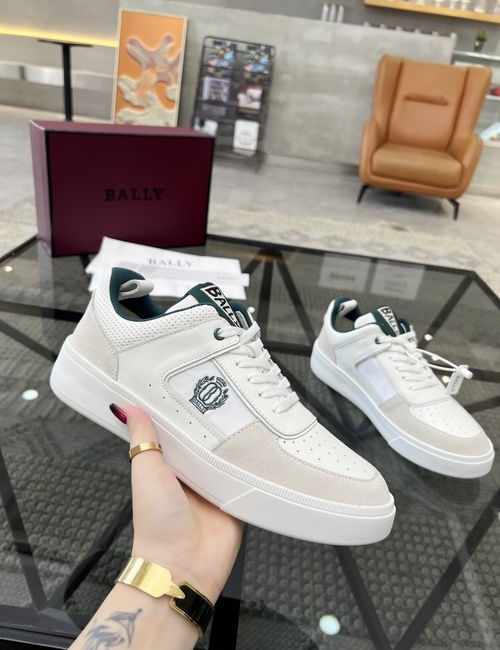Burberry Cowhide Sneakers Premium Comfortable Casual Shoes