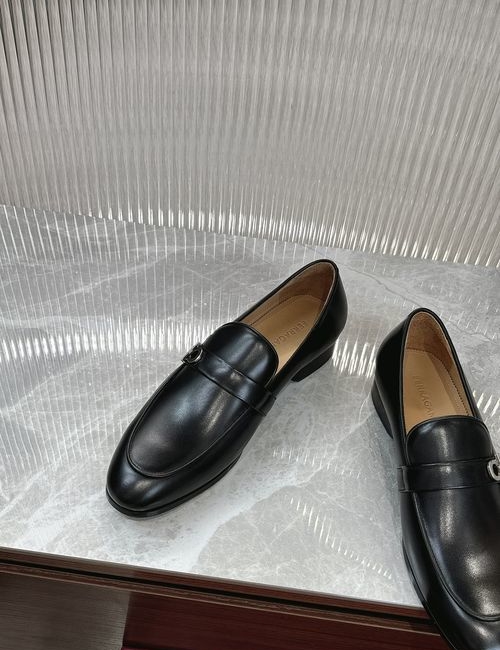 Ferragamo Premium Cowhide Leather Loafers