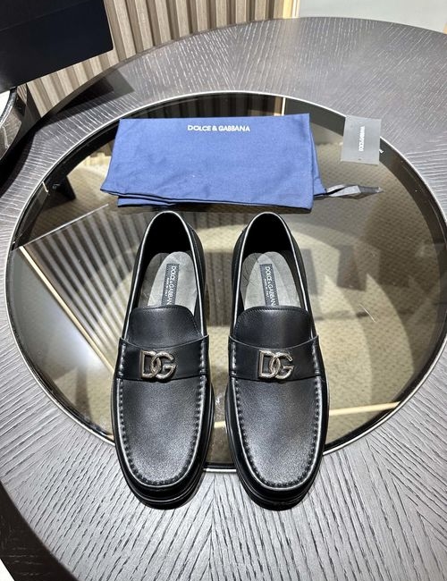 Dolce & Gabbana DG Bernini Moccasin Shoes With Antique Logo
