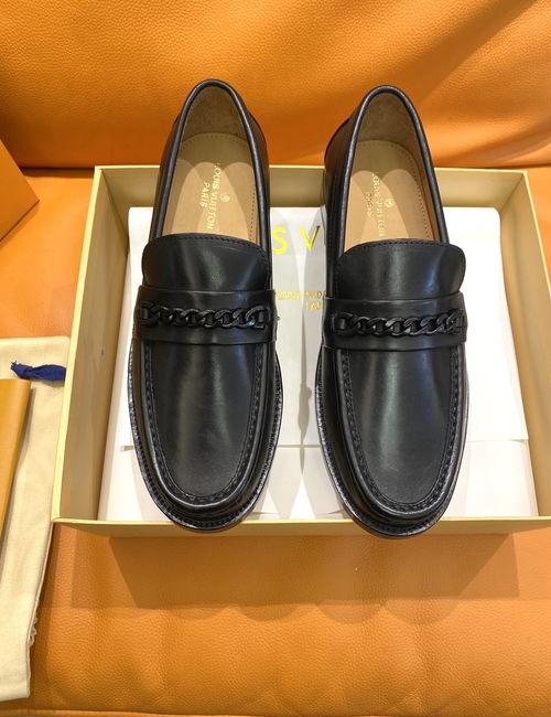Ferragamo Premium Leather Loafers With Logo Hardware