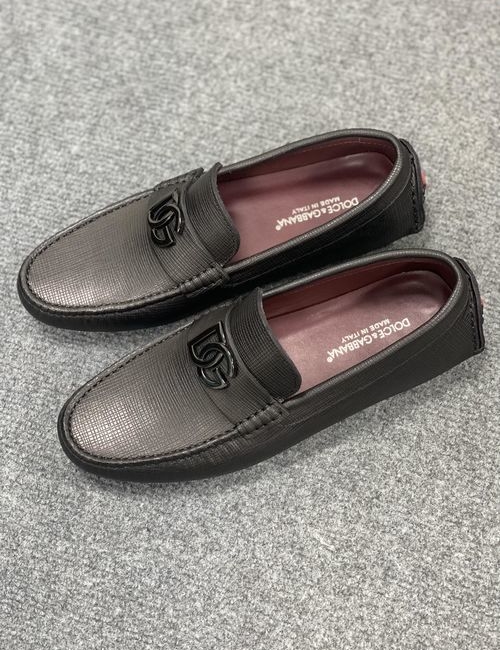 Dolce & Gabbana DG Leather Casual Loafers With Rubber Sole