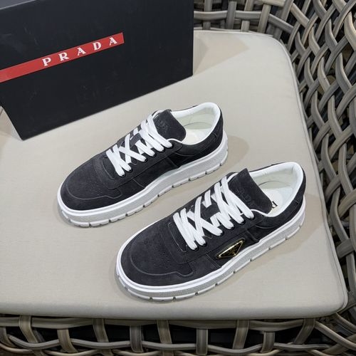 Prada Cowhide Business Casual Sneakers