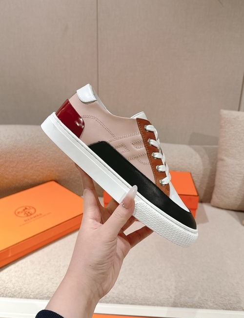 Hermes Casual Flat Skate Shoes Classic Buckle Decor